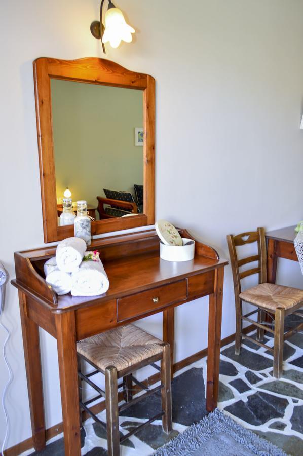 Amaryllis Hotel Kalamaki  Bilik gambar